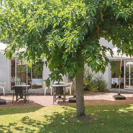 Les Platanes Hotel Etauliers Kültér fotó